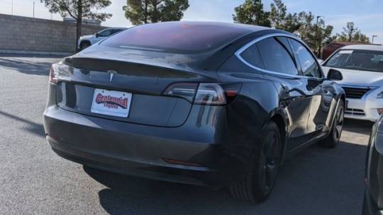 2018 Tesla Model 3 5YJ3E1EA4JF016209
