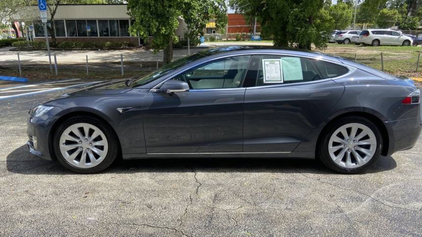 2017 Tesla Model S 5YJSA1E21HF219231