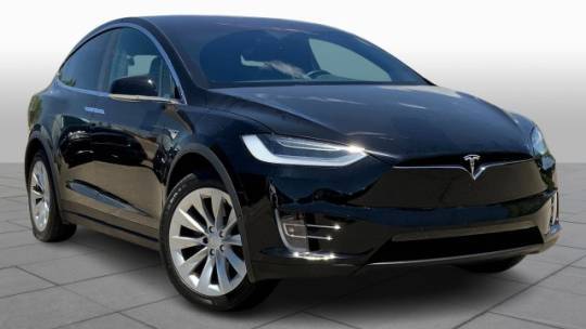 2018 Tesla Model X 5YJXCDE29JF138341