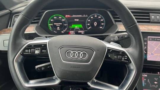 2019 Audi e-tron WA1VAAGEXKB015892