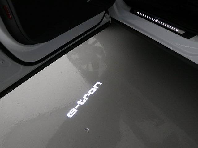 2021 Audi e-tron WA13AAGE2MB026668