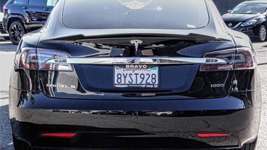 2017 Tesla Model S 5YJSA1E28HF208937