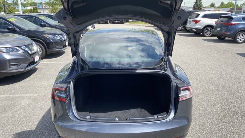2019 Tesla Model 3 5YJ3E1EB1KF386477
