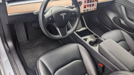 2018 Tesla Model 3 5YJ3E1EB8JF073974