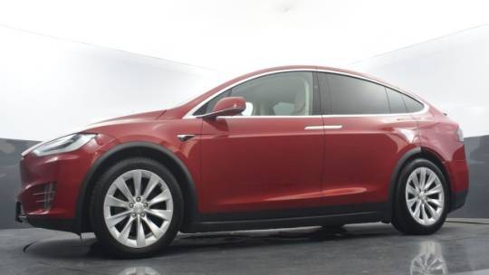 2017 Tesla Model X 5YJXCDE27HF060183