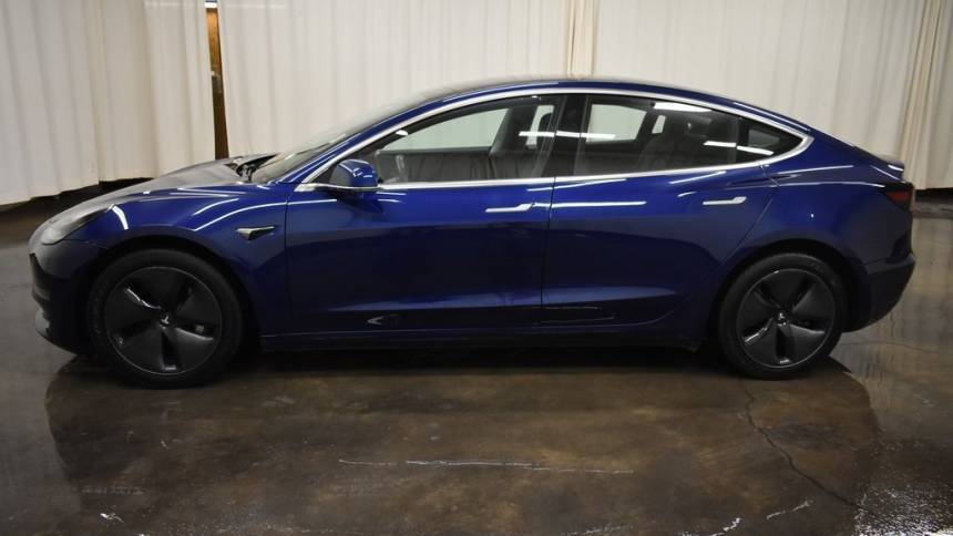 2018 Tesla Model 3 5YJ3E1EB5JF064567