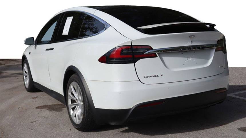 2016 Tesla Model X 5YJXCBE22GF021780
