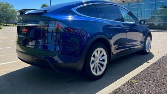 2018 Tesla Model X 5YJXCDE20JF116678