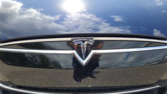 2014 Tesla Model S 5YJSA1H15EFP29340