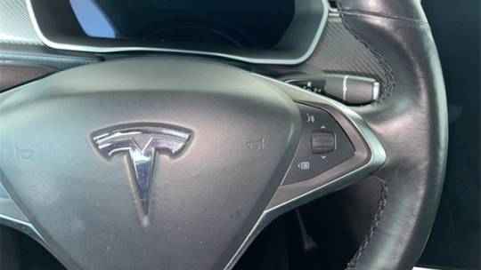 2016 Tesla Model X 5YJXCAE23GF004559
