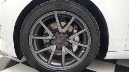 2018 Tesla Model 3 5YJ3E1EB4JF151196