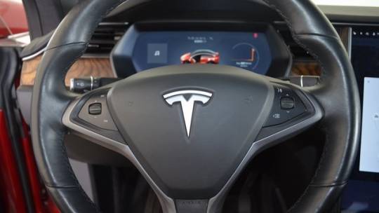 2019 Tesla Model X 5YJXCBE29KF147188