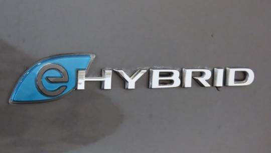 2018 Chrysler Pacifica Hybrid 2C4RC1H79JR183640