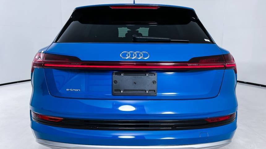 2019 Audi e-tron WA1VAAGE0KB005436