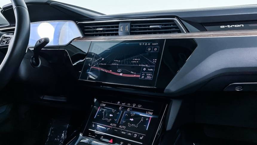 2019 Audi e-tron WA1VAAGE0KB005436