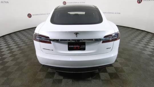 2015 Tesla Model S 5YJSA1H28FF093507