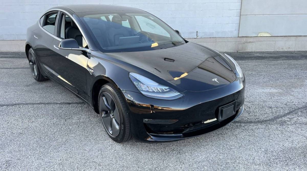 2019 Tesla Model 3 5YJ3E1EBXKF208941