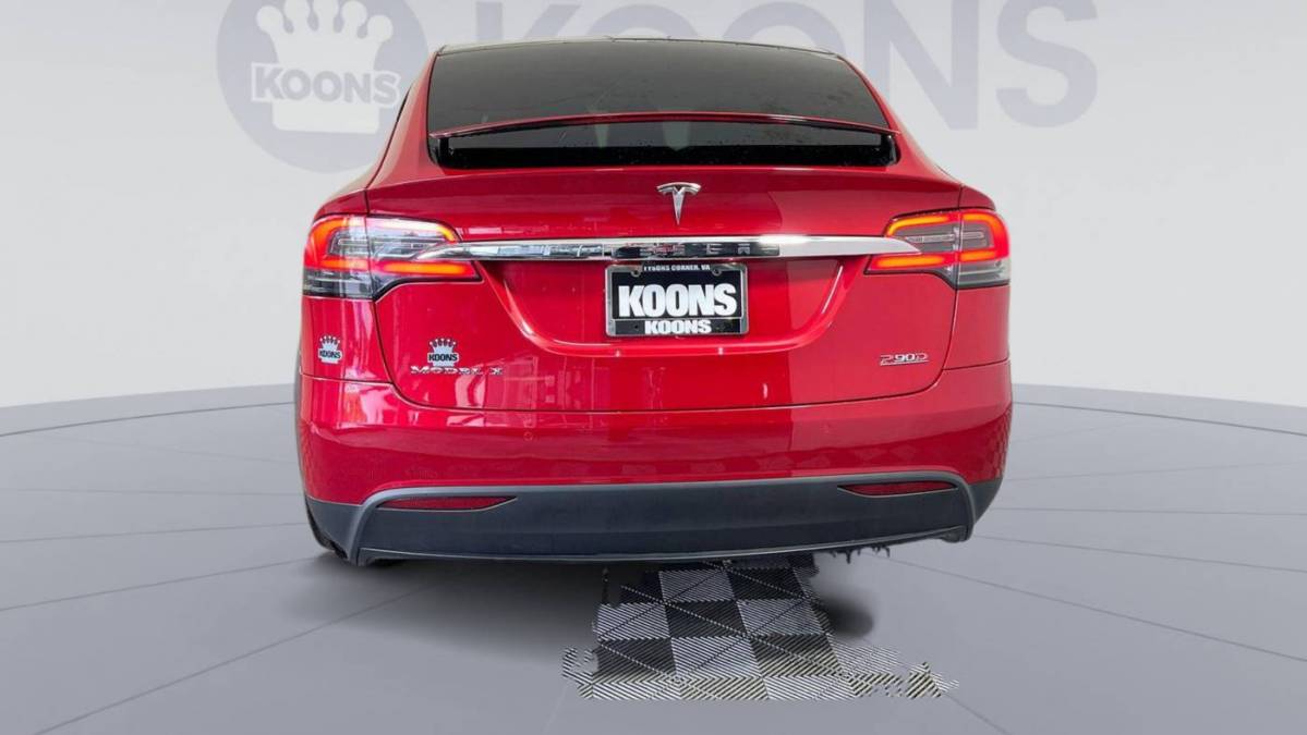 2016 Tesla Model X 5YJXCAE44GF003891