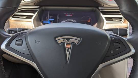 2017 Tesla Model S 5YJSA1E41HF226827