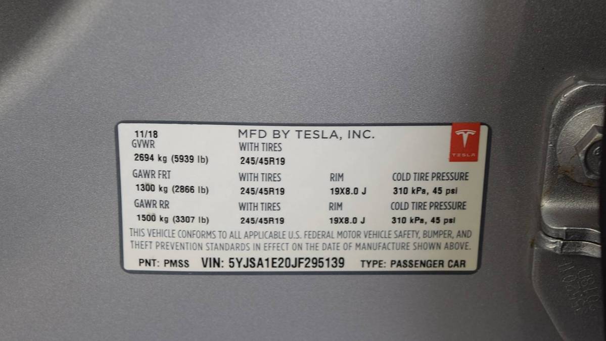 2018 Tesla Model S 5YJSA1E20JF295139