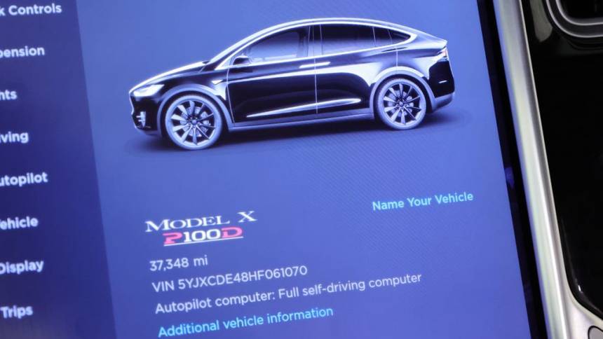 2017 Tesla Model X 5YJXCDE48HF061070