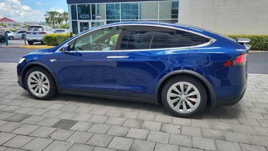 2016 Tesla Model X 5YJXCBE40GF011802