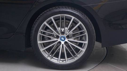 2019 BMW 5 Series WBAJA9C52KB254505