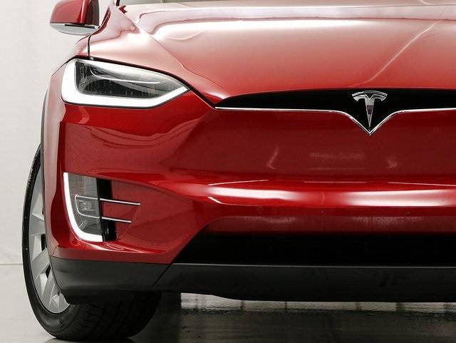 2019 Tesla Model X 5YJXCDE20KF156440
