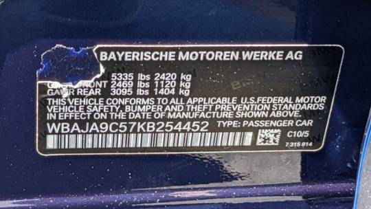 2019 BMW 5 Series WBAJA9C57KB254452