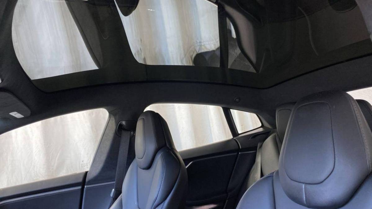2018 Tesla Model S 5YJSA1E27JF270223