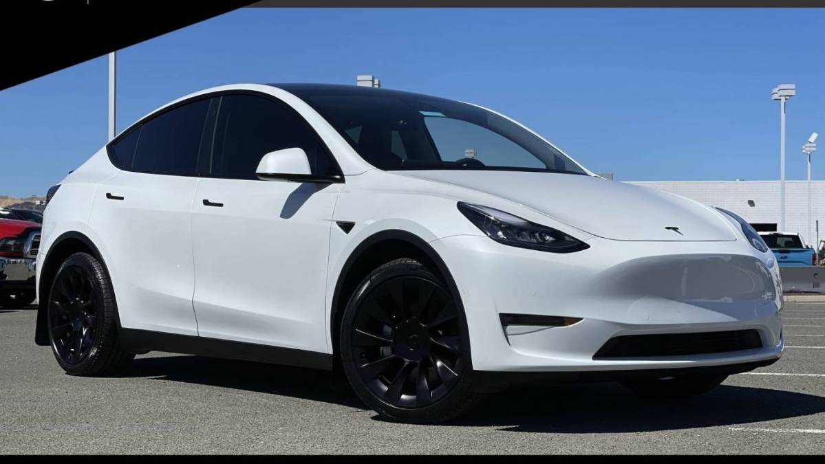 2021 Tesla Model Y 5YJYGDEE0MF095533