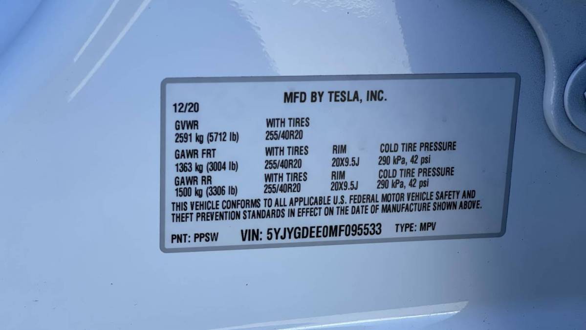 2021 Tesla Model Y 5YJYGDEE0MF095533