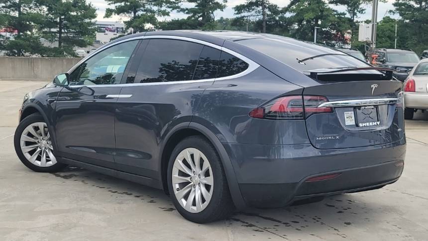 2018 Tesla Model X 5YJXCBE2XJF102386