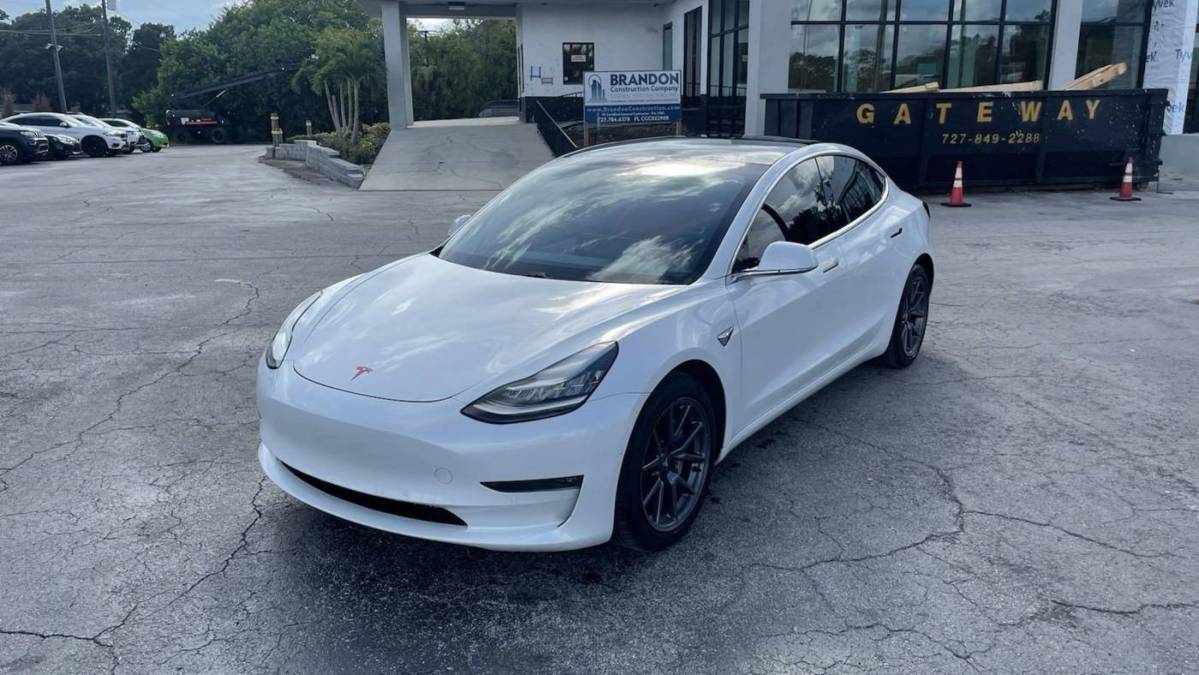 2020 Tesla Model 3 5YJ3E1EBXLF712570