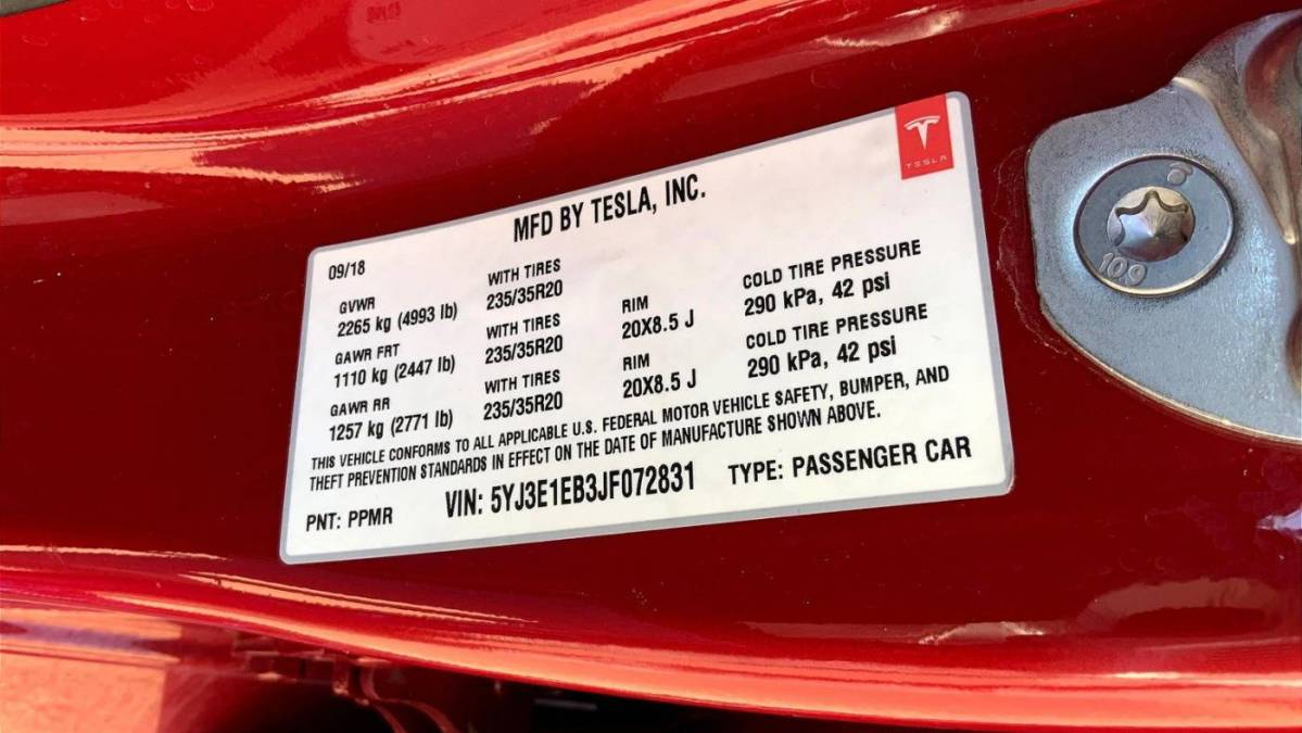 2018 Tesla Model 3 5YJ3E1EB3JF072831