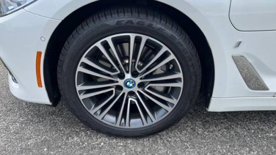 2019 BMW 5 Series WBAJB1C53KB375395