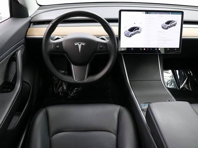 2018 Tesla Model 3 5YJ3E1EB4JF065127