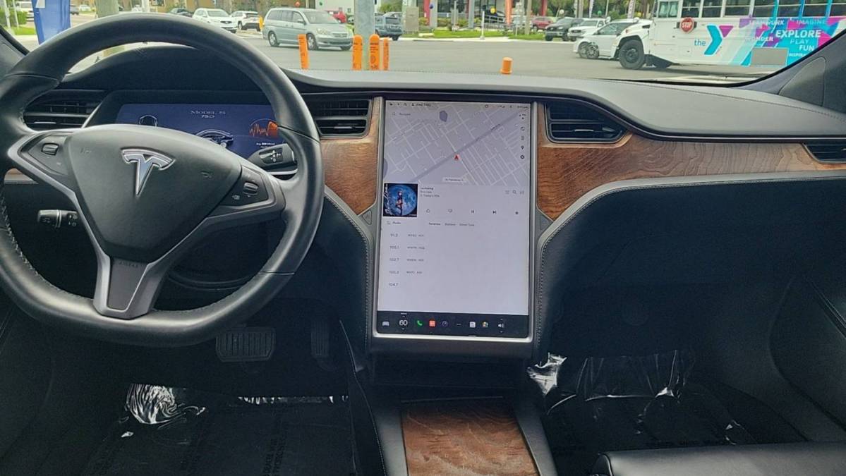 2018 Tesla Model S 5YJSA1E20JF268734