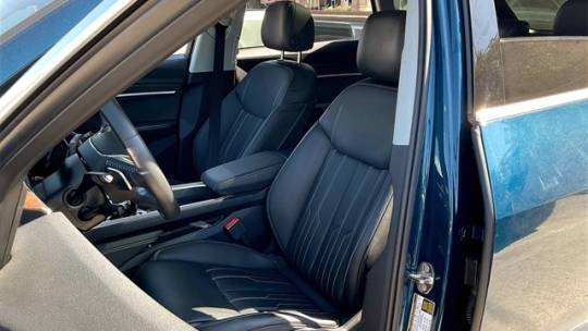 2019 Audi e-tron WA1VABGE1KB013132