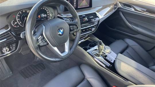 2019 BMW 5 Series WBAJA9C57KB399295