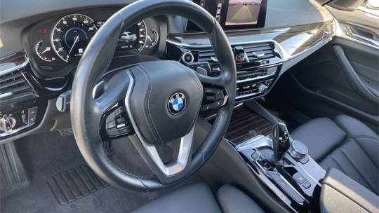 2019 BMW 5 Series WBAJA9C5XKB389375