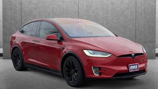 2017 Tesla Model X 5YJXCBE21HF055579
