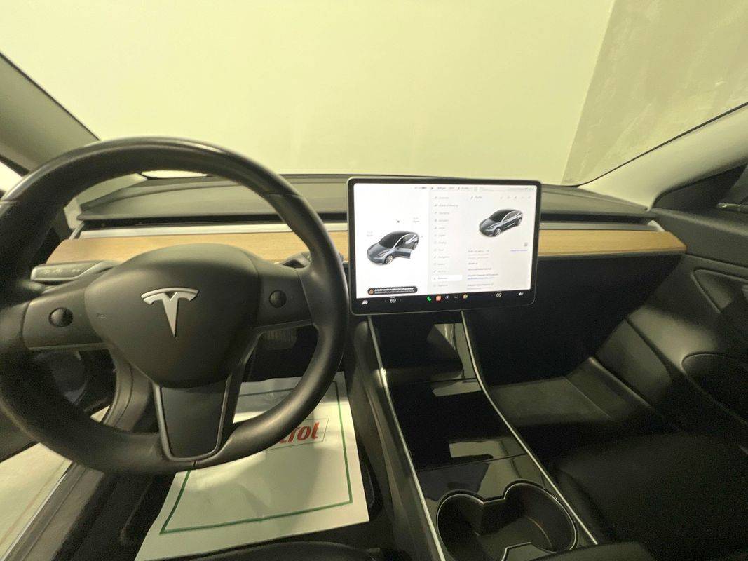 2018 Tesla Model 3 5YJ3E1EB6JF090630