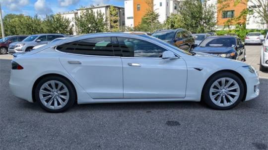 2018 Tesla Model S 5YJSA1E24JF246316