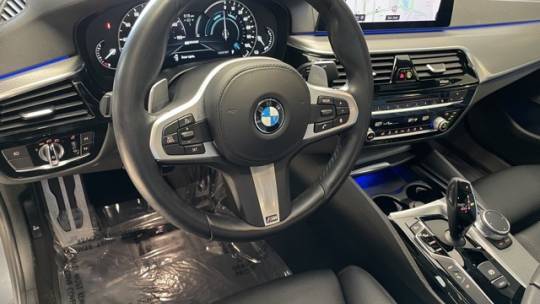 2019 BMW 5 Series WBAJA9C56KB388742