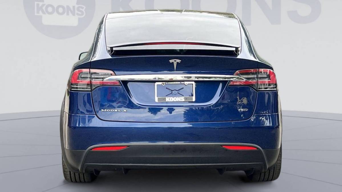 2017 Tesla Model X 5YJXCBE26HF050197