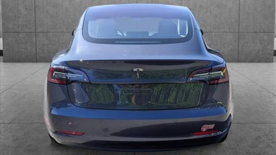 2018 Tesla Model 3 5YJ3E1EA1JF021447