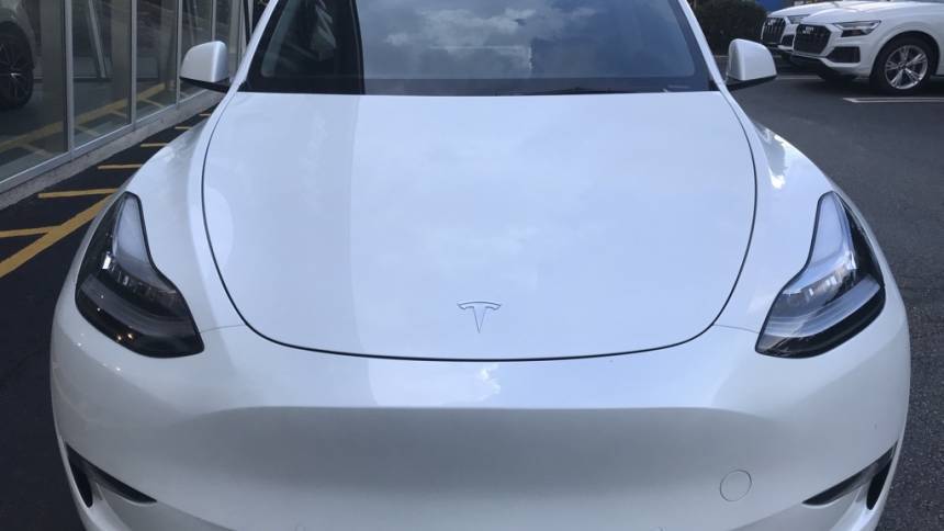 2021 Tesla Model Y 5YJYGDEE0MF181148