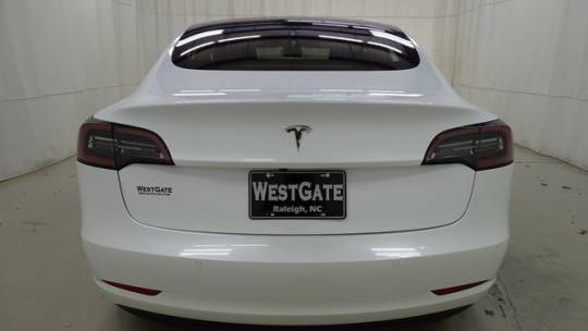 2018 Tesla Model 3 5YJ3E1EA1JF015695