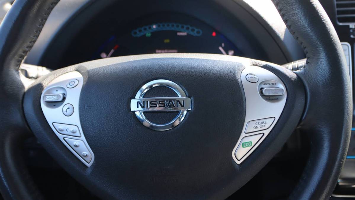 2015 Nissan LEAF 1N4AZ0CP0FC320855